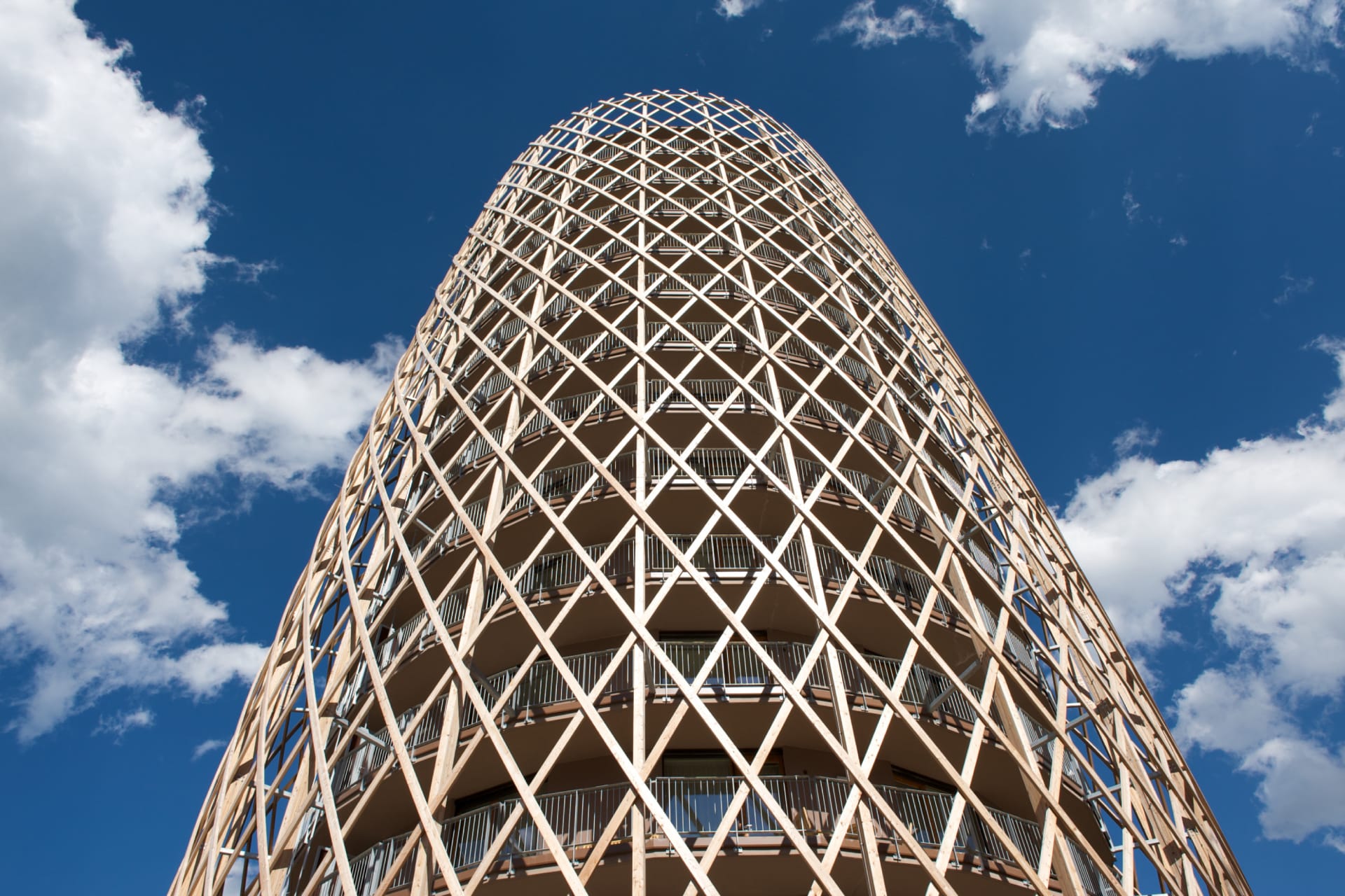 Metal structures in a high raised construction.
