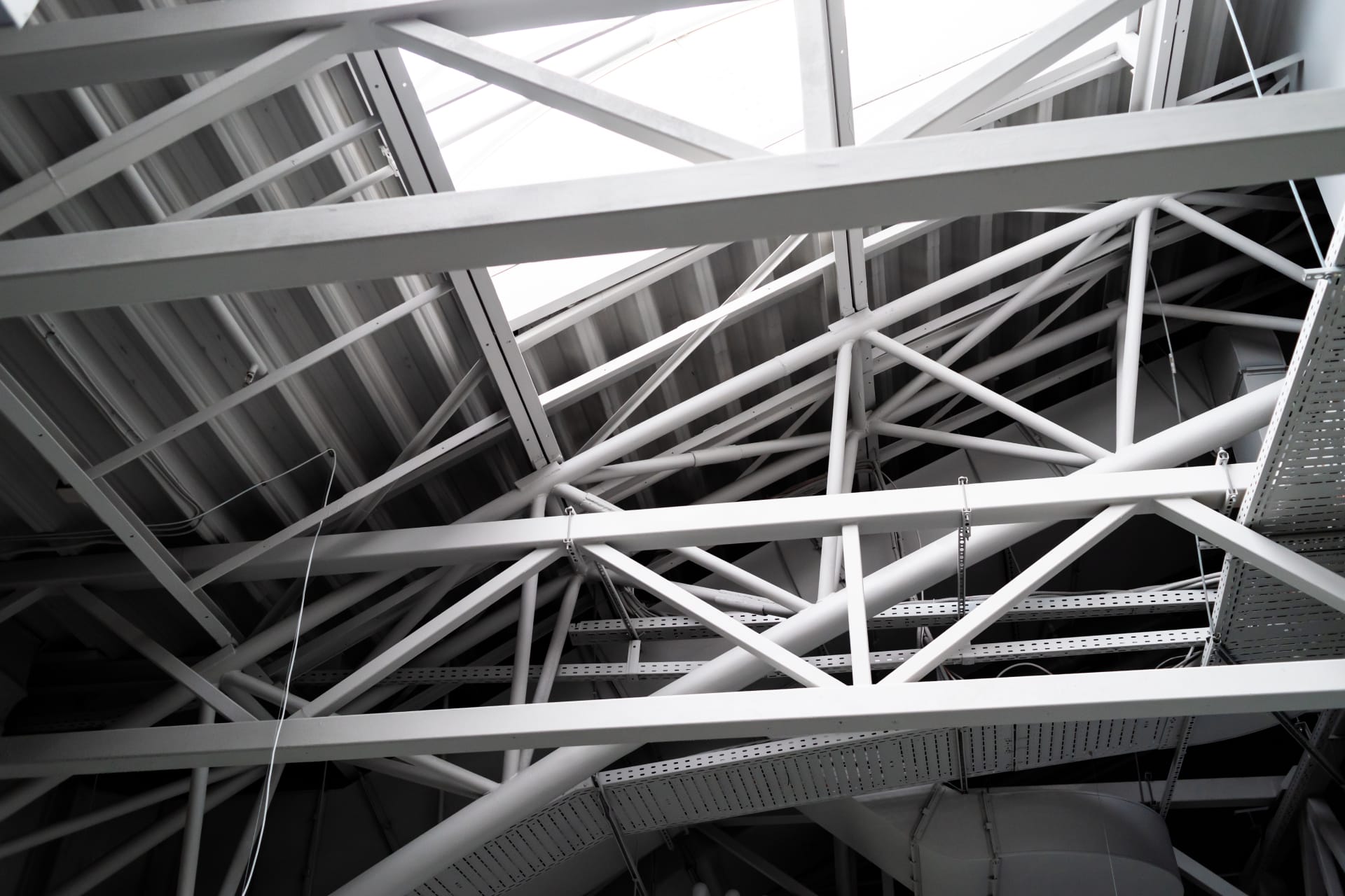 Image of prefabricated metals and steels used in the construction.