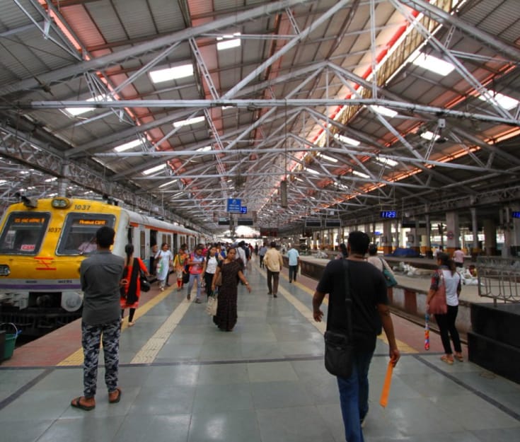 Square hollow sections used in the railway station.