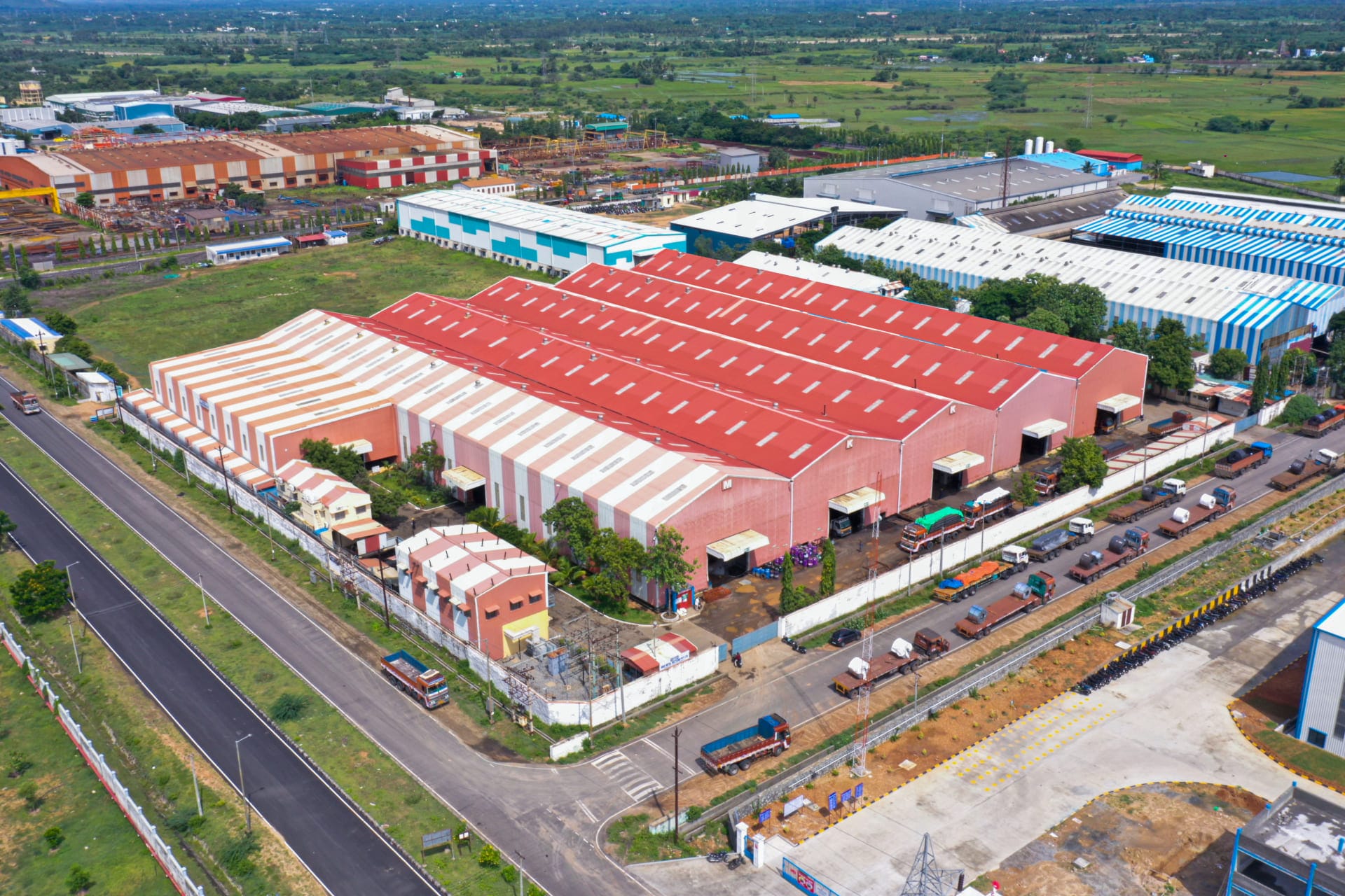 Image of warehouse with roof cladding.